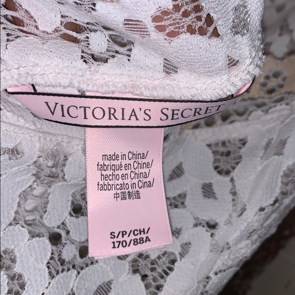 Victoria’s Secret Sz Small White Lace Romper VNTG - Picture 6 of 6